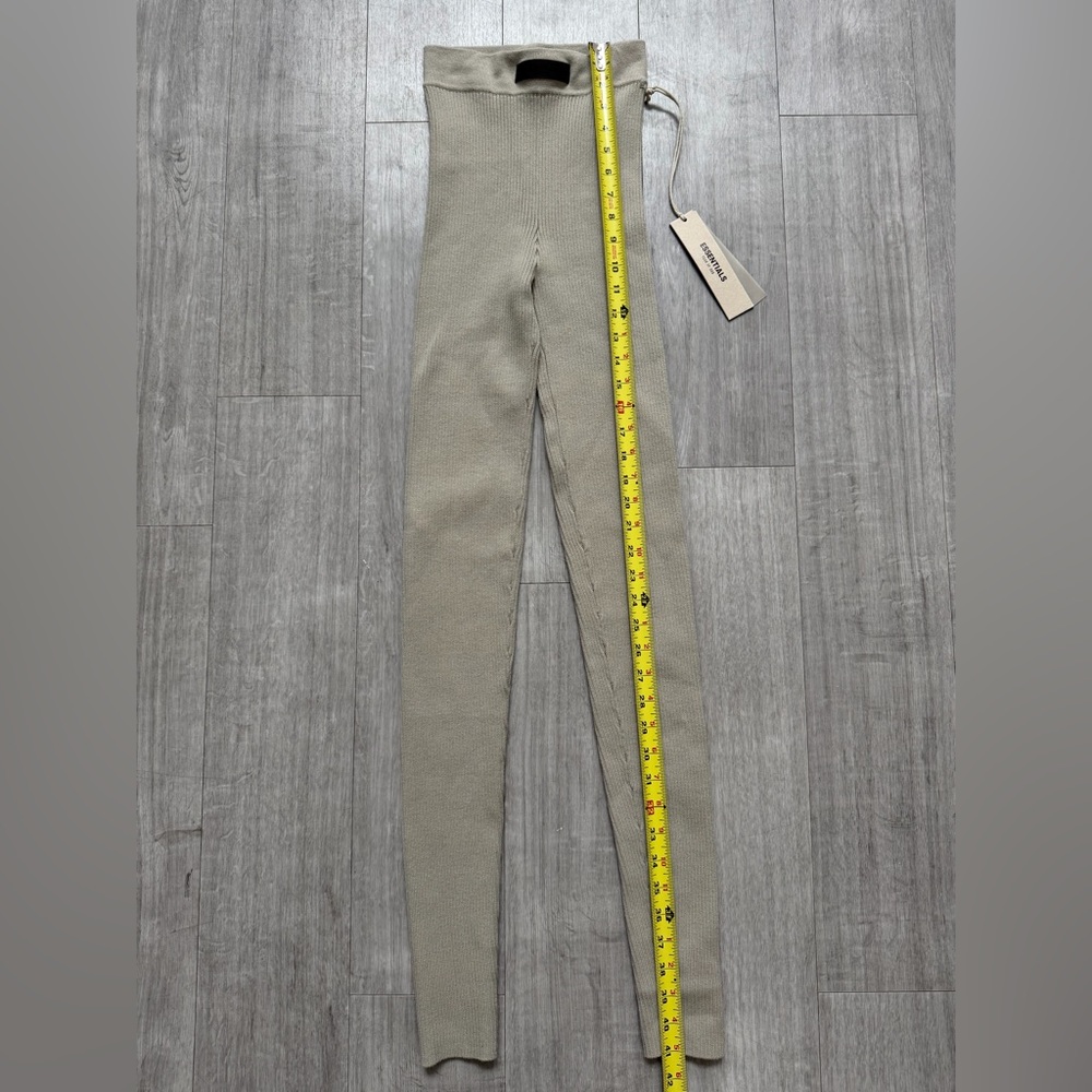 NWT The Fear Of God ESSENTIALS Ribbed Leggings in Seal Grey Size XS - Picture 11 of 11